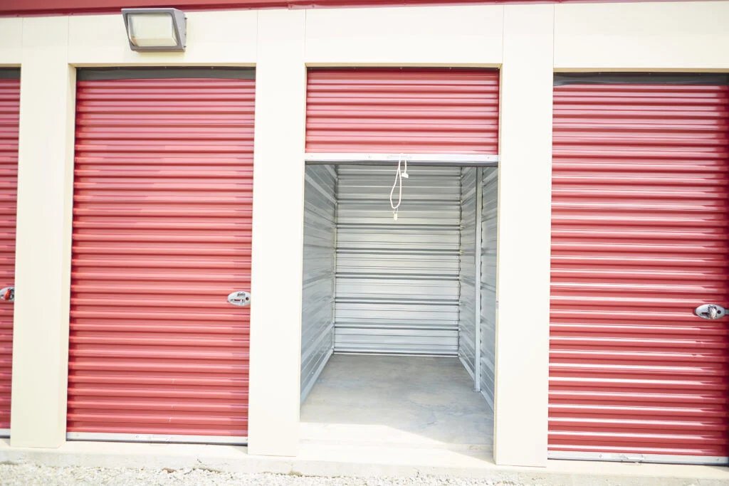 Climate-controlled storage unit