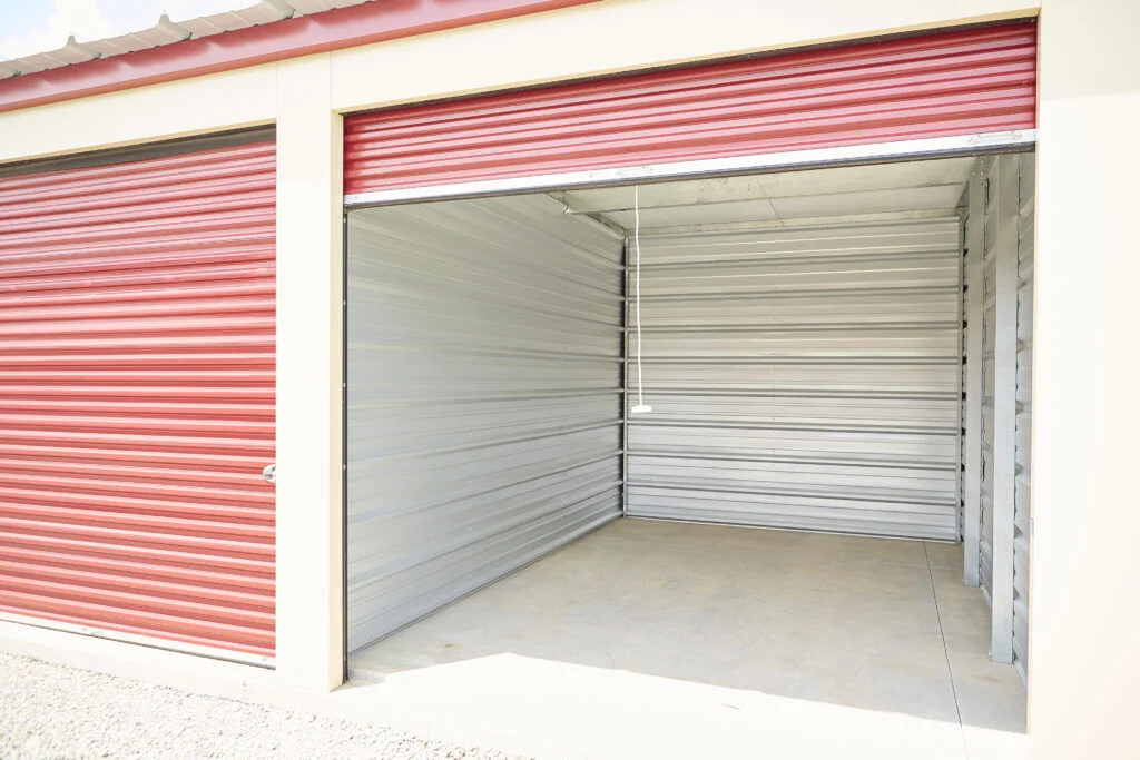 Clean storage unit